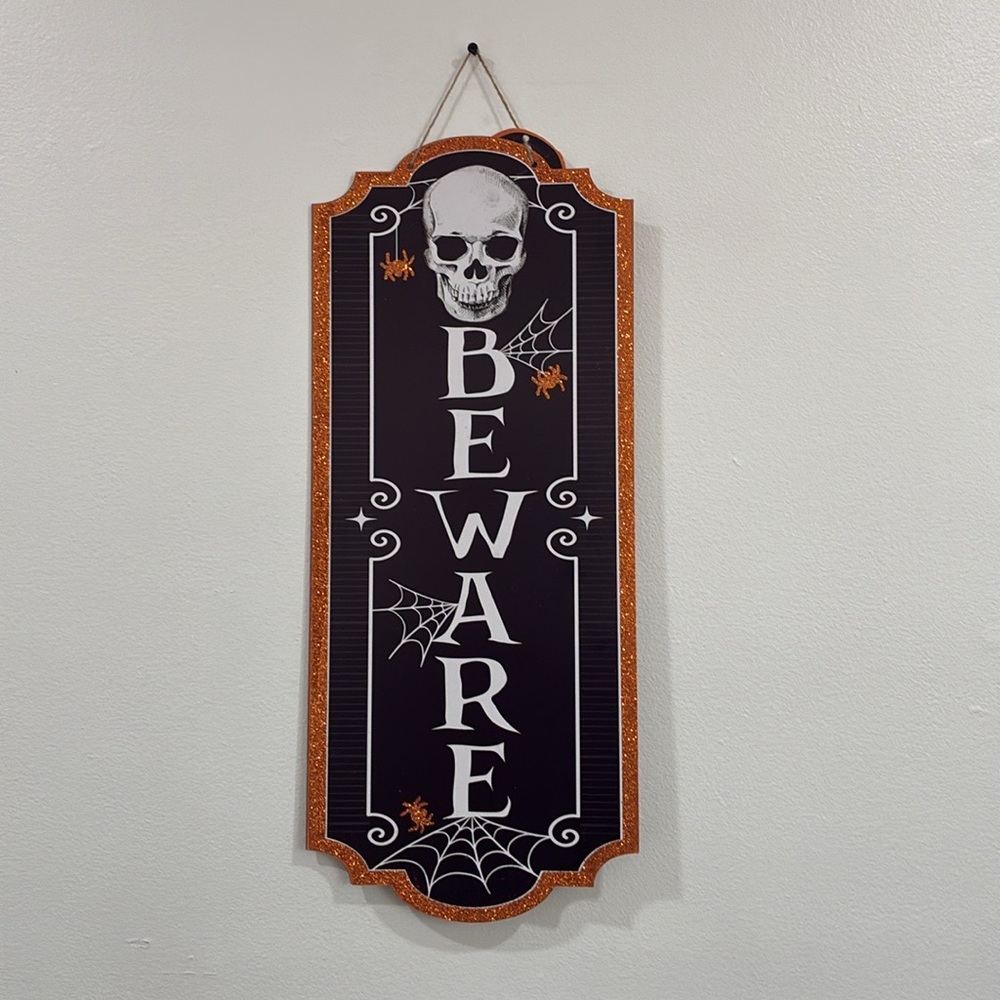 NWT- Vertical- BEWARE Glittered Halloween Skull Wall Decor Sign 🕷️🕸️